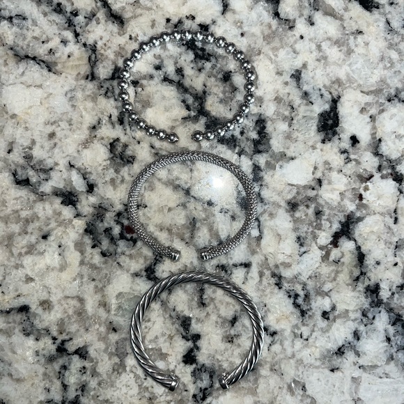 Silver bracelets - Picture 2 of 3